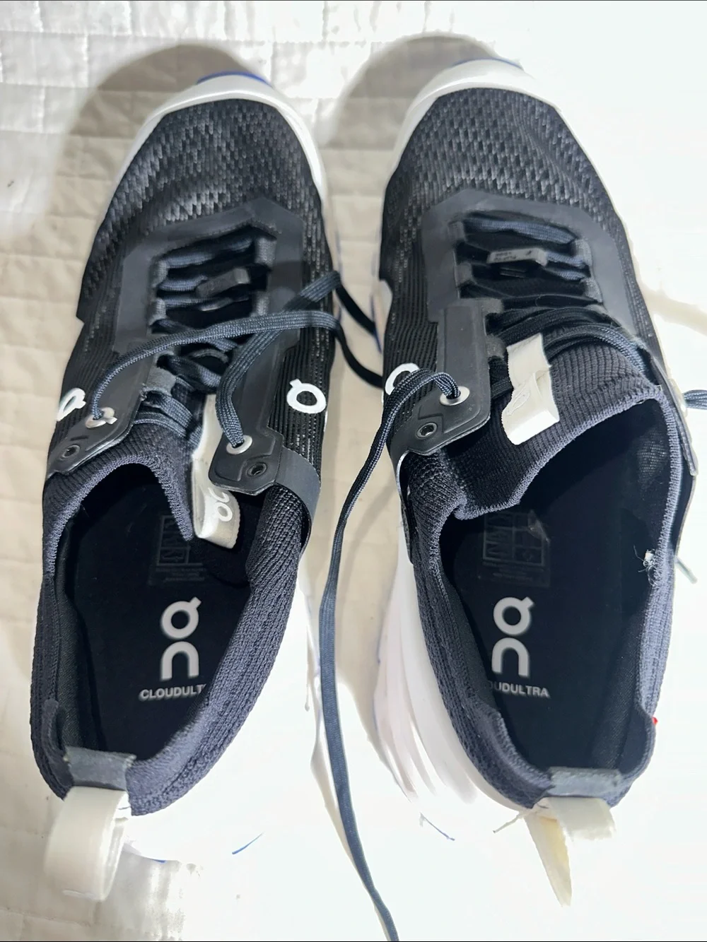 On Cloud Cloudultra 2 Black White Running Shoes Mens